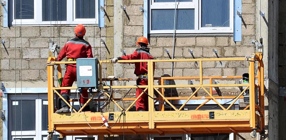 Работа на подъемных платформах (люльки)
