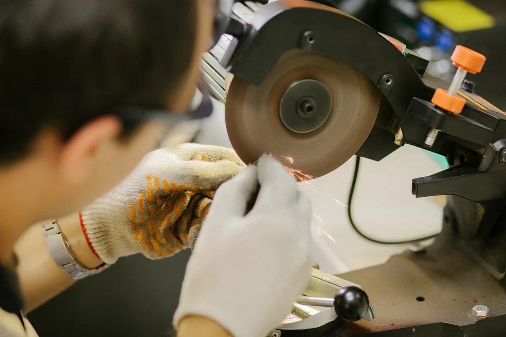 Курсы заточника